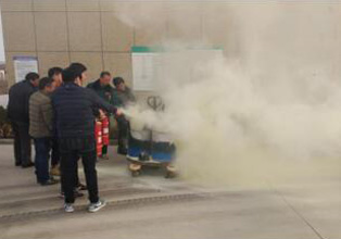 The company carried out "safety development, prevention first" fire emergency safety drill